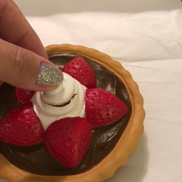 3 Squishies - Picture 4 of 4